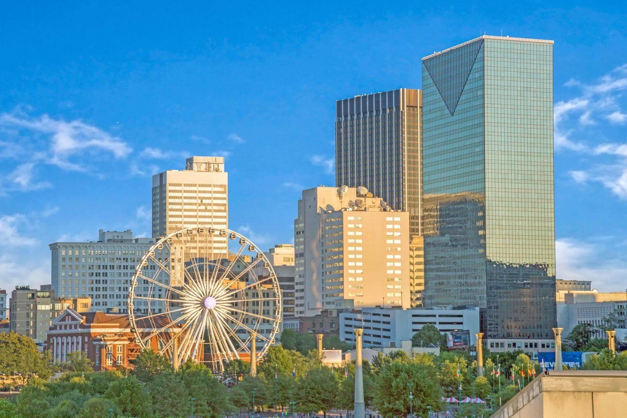 Quality Suites Atlanta Airport East Форест-Парк Экстерьер фото